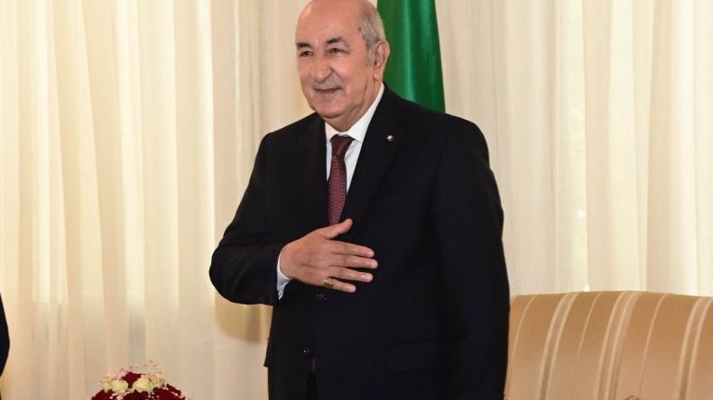 البرلمان العربي يشيد بجهود الرئيس تبون في الدفاع عن القضايا العربية