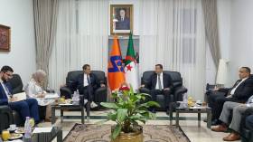 مباحثات موسعة بين عرقاب ومدير الوكالة الدولية للطاقة المتجددة