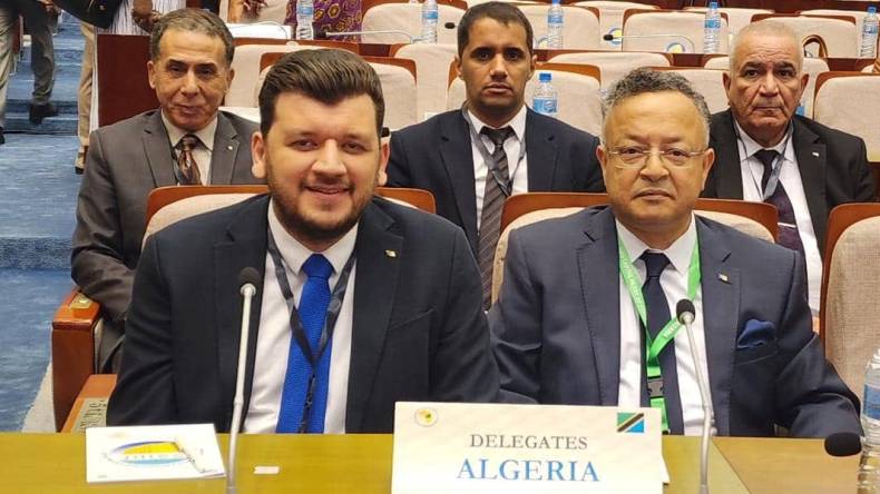 بداري وياسين وليد يشاركان في قمة الرأس المال البشري