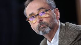 عمدة بلدية فرنسية يواجه السجن بسبب رفضه تزويج جزائري وفرنسية