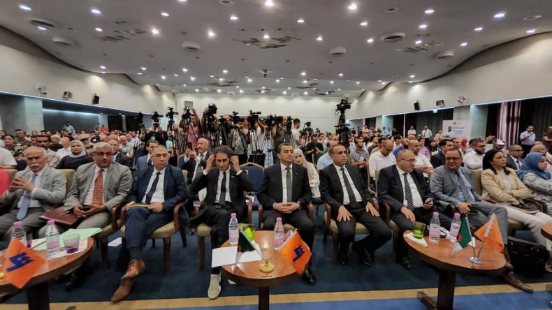 مشروع إنجاز أول محطات للطاقة الشمسية.. انطلاق عملية فتح الأظرفة