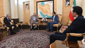 وزير الخارجية الجزائري في زيارة إلى إيران (فيديو)