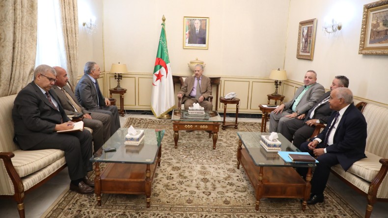 هذا ما تقرر خلال لقاء قوجيل برؤساء المجموعات البرلمانية