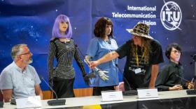 روبوتات تعقد أول مؤتمر صحفي وتقول أنها تستطيع قيادة العالم أفضل من البشر