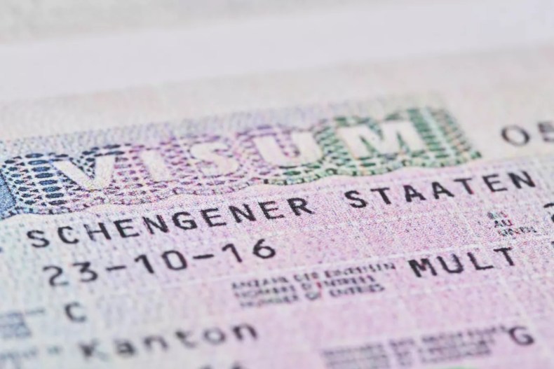 Ces pays européens qui accordent et refusent le plus de visas Schengen aux Algériens