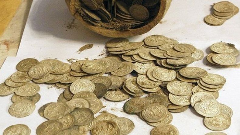 حجز أكثر من 2300 قطعة نقدية أثرية بتبسة