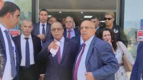 وزير الصناعة يدعو إلى تصنيع محلي لأدوية أخرى مضادة للسكري