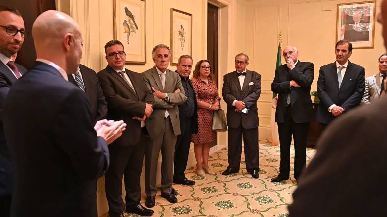 عطاف: الجزائر تعرف مسيرة تجديد واعدة تحت قيادة الرئيس تبون