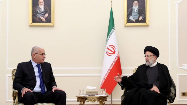 الرئيس الإيراني يثمن مواقف الجزائر تجاه قضايا الأمة الإسلامية