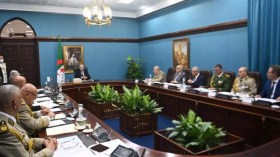 Le président de la République préside une réunion du Haut Conseil de Sécurité