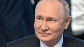 بوتين: التخلّي عن الدولار في المبادلات بين دول بريكس “لا رجعة فيه”