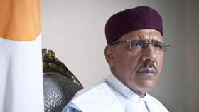 النيجر: رئيس المجلس الأوروبي يحذّر من “عواقب خطيرة” لتدهور صحة الرئيس بازوم