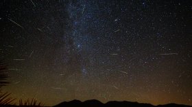 العالم على موعد مع ظاهرة فلكية فريدة يوم الأحد