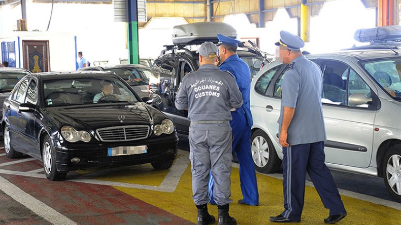 توقيف تحفظي لإطارات سامية بالجمارك !