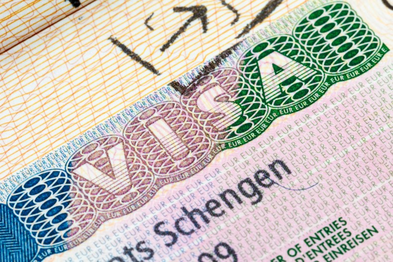 Un réseau de faussaires de visas pour l’Europe démantelé à Sétif (VIDEO)