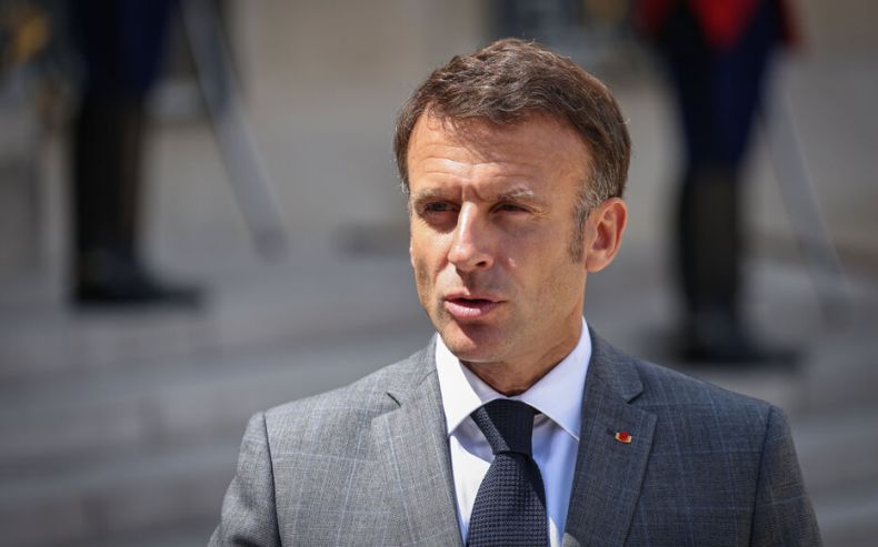 Macron veut « réduire significativement l’immigration »