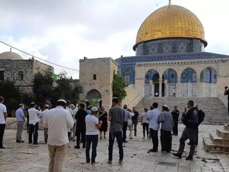 El-Qods occupée: Nouvelle incursion de colons sionistes dans la mosquée d’Al-Aqsa