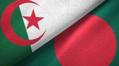 خط جوي مع بنغلاديش وتكوين مليون جزائري في مجال النسيج