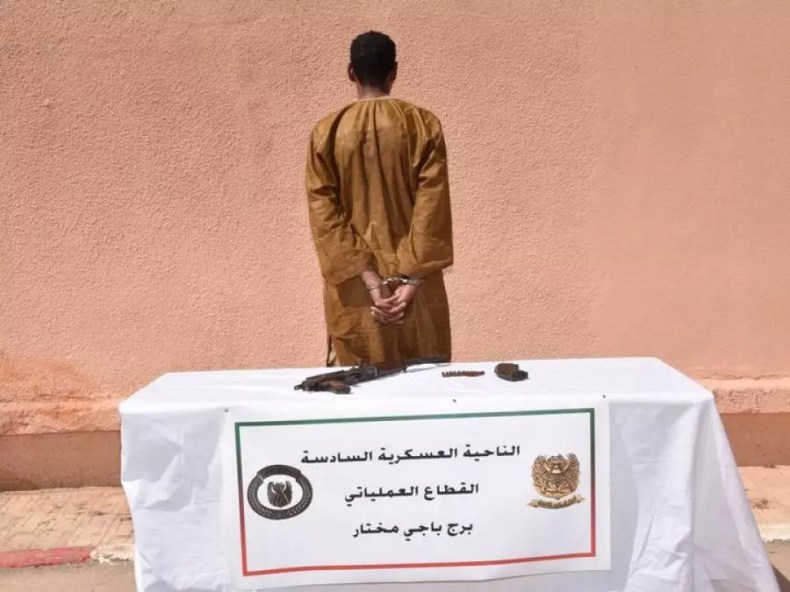 Un terroriste se rend aux autorités militaires à Bordj Badji Mokhtar
