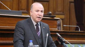 استعجال الفصل بـ3 قوانين عالقة لتسريع الاستثمار