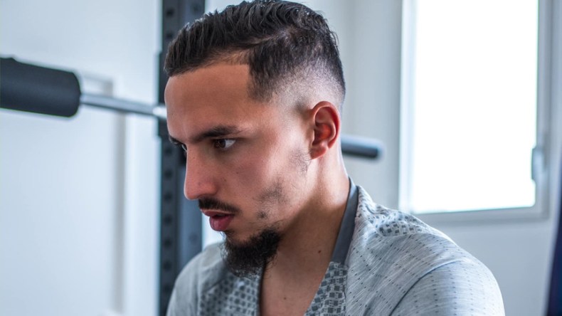 إسماعيل بن ناصر يبدي عزمه على العودة سريعا إلى الميادين