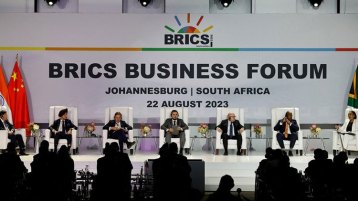 سيهزم “البريكس” الغرب في بضع سنين…