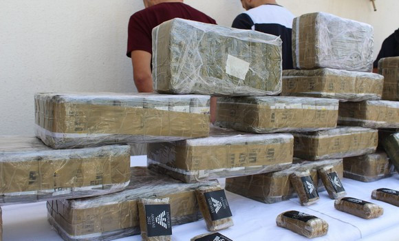 Oran: un réseau de trafic de drogue démantelé, saisie de 60 kg de cannabis provenant du Maroc