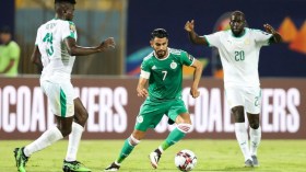 مُنافس “الخضر” في ورطة