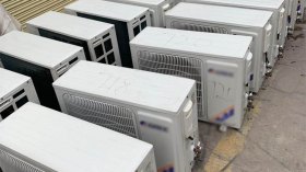 ضبط مكيّفات مخزّنة بطريقة غير قانونية داخل “سوبيرات” بسوق أهراس