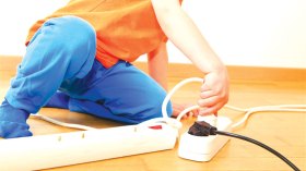 الأطفال.. ضحايا كثرة الحوادث المنزلية صيفا