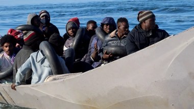 Tunisie: Dix corps de migrants découverts sur une plage près de Sfax