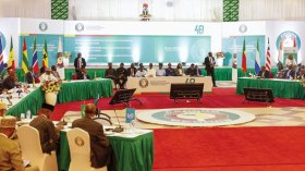 الدبلوماسية تفرمل العمل العسكري لايكواس في النيجر