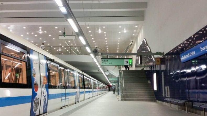 بالفيديو.. هذا ما أبهر سائحًا مصريا في “ميترو الجزائر”