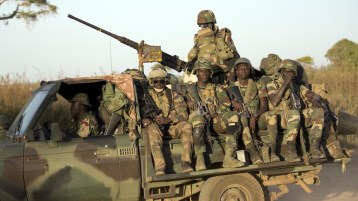 حربٌ من أجل عيون فرنسا!