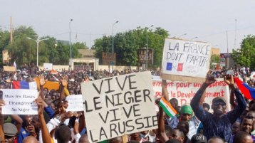 قارة في مرحلة انتقالية