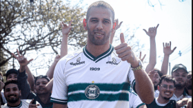 سليماني يعلن دعمه للفلسطينيين في محنتهم