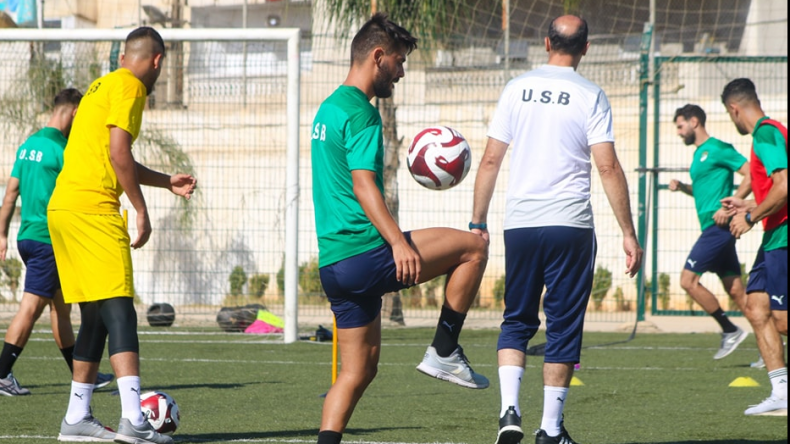اتحاد بسكرة يدعم صفوفه بلاعب جديد