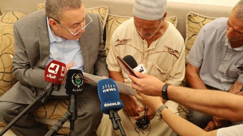 مرَاد بالطارف وميلة لتقديم واجب العزاء في ضحايا الحرائق