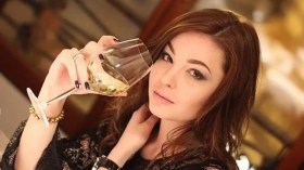 ما سر المرأة التي صعدت طائرة بريغوجين قبل تحلقيها؟