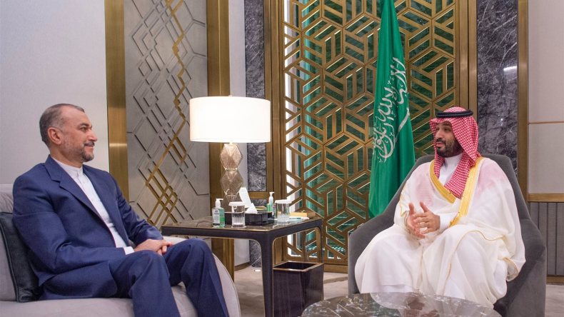 بعد استئناف العلاقات.. بن سلمان يستقبل وزير الخارجية الإيراني