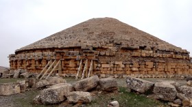 خبيرا آثار أمريكيان لمعاينة وضعية ضريح إمدغاسن في باتنة