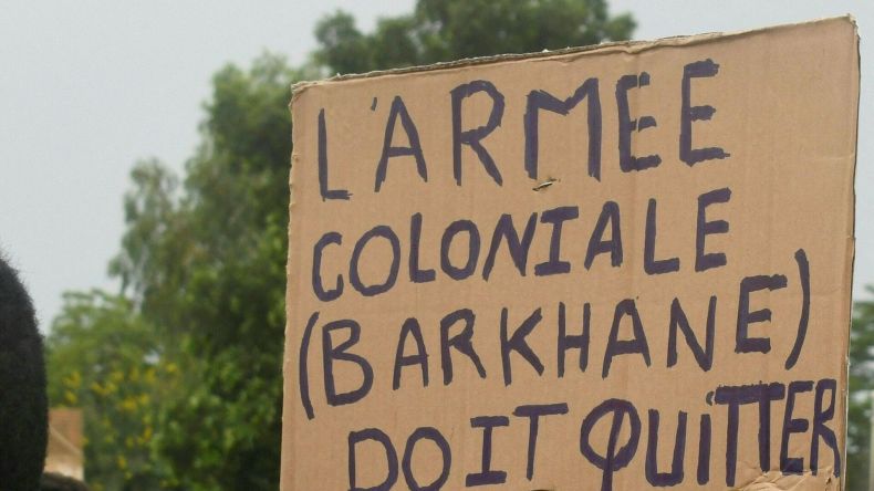 الإنقلابيون يطالبون القوات الفرنسية بمغادرة النيجر