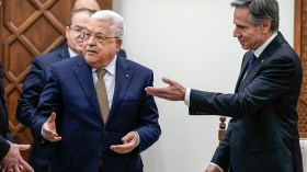 عباس يطالب الإدارة الأمريكية بدعم قبول فلسطين عضوا كاملا في الأمم المتحدة