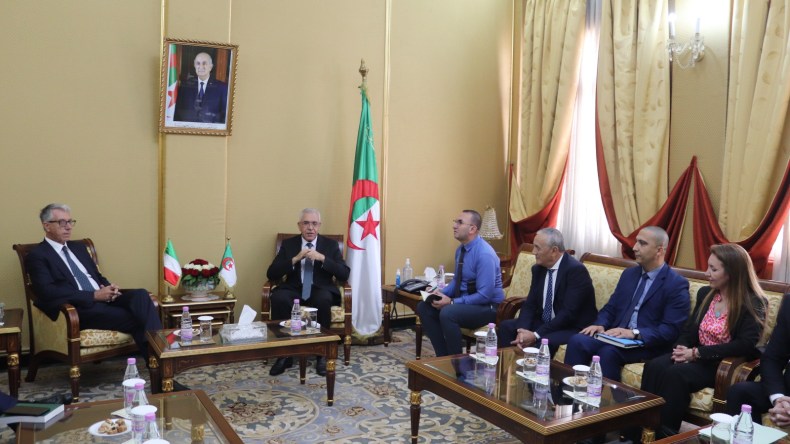 مباحثات بين وزير العدل ورئيس مجلس الدولة الإيطالي