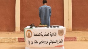 إرهابي يسلم نفسه للسلطات العسكرية ببرج باجي مختار