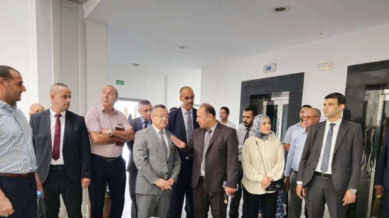 بداري يقف على آخر ترتيبات الدخول الجامعي