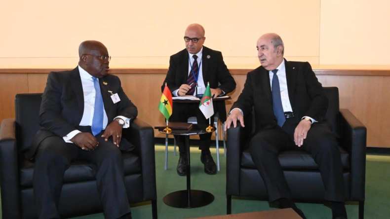 محادثات بين الرئيس تبون ورئيس غانا (صور)