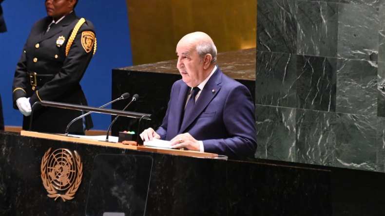 الرئيس تبون يحذّر من نوايا التدخّل العسكري الأجنبي في النيجر