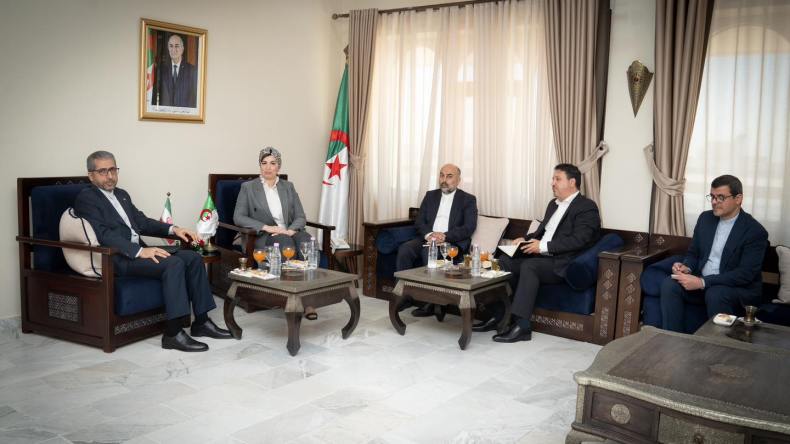 التأكيد على تفعيل اتفاقيات التعاون الثقافي بين الجزائر وإيران