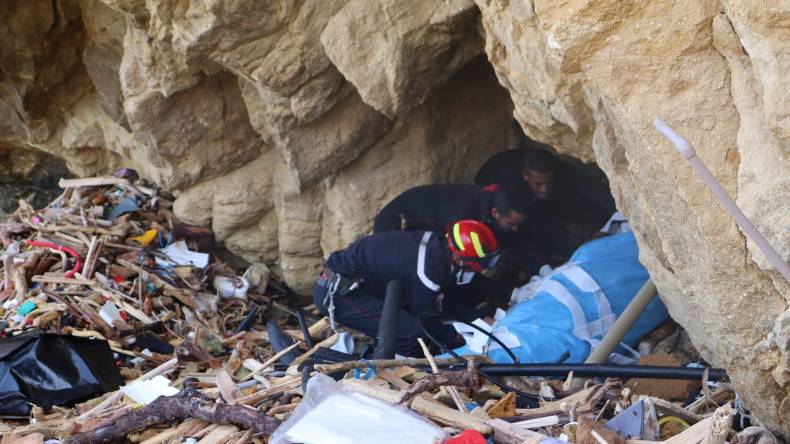 فريق الإغاثة الجزائري: انتشال 272 ضحية متوفية بدرنة الليبية